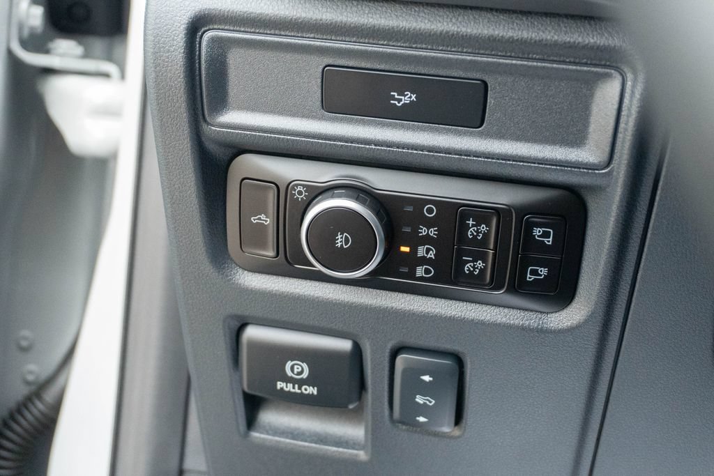 Used 2026 Ford F150 XLT w/ Equipment Group 303A High RWD image 23