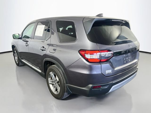 Used 2025 Honda Pilot EX-L image 6