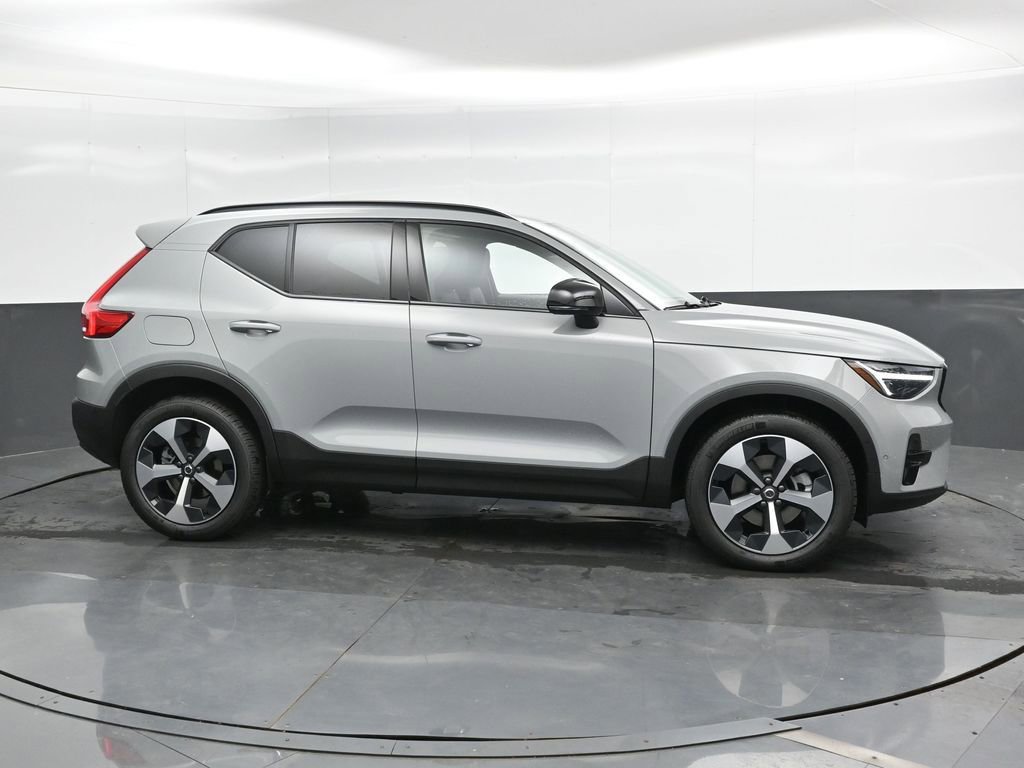 New 2026 Volvo XC40 B5 Plus w/ Protection Package Premier image 3