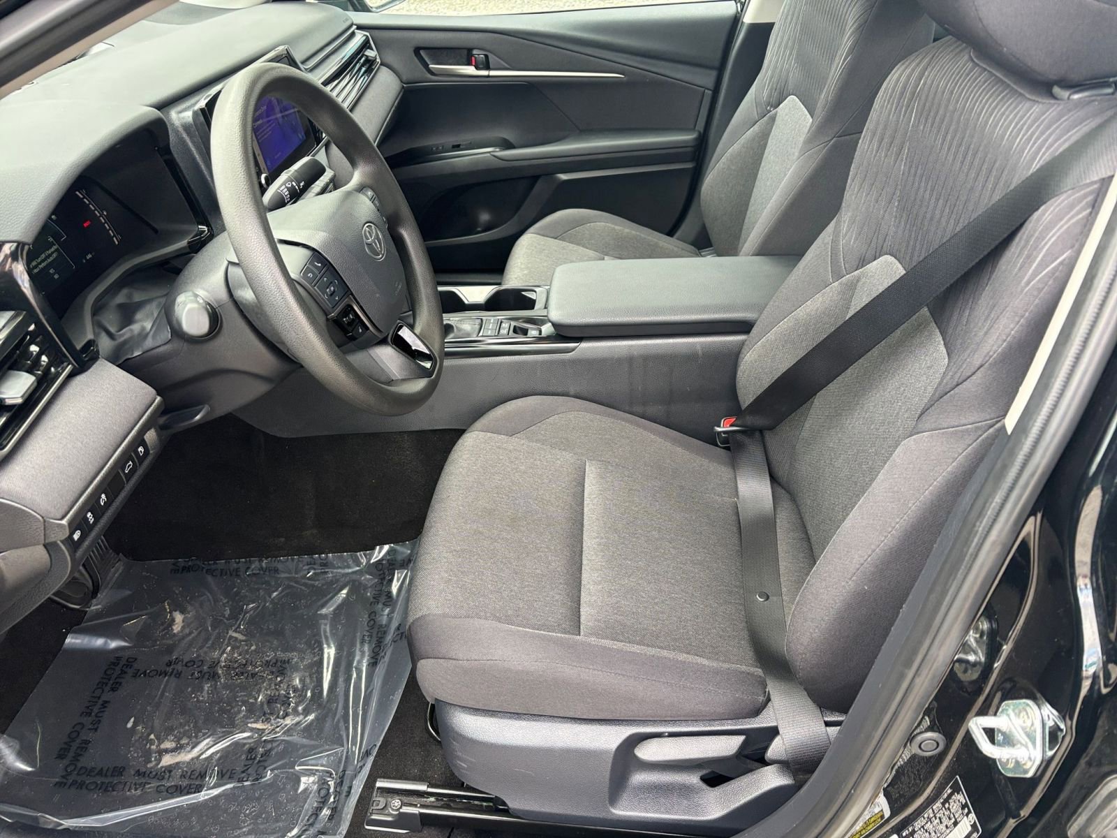 Used 2025 Toyota Camry LE image 23