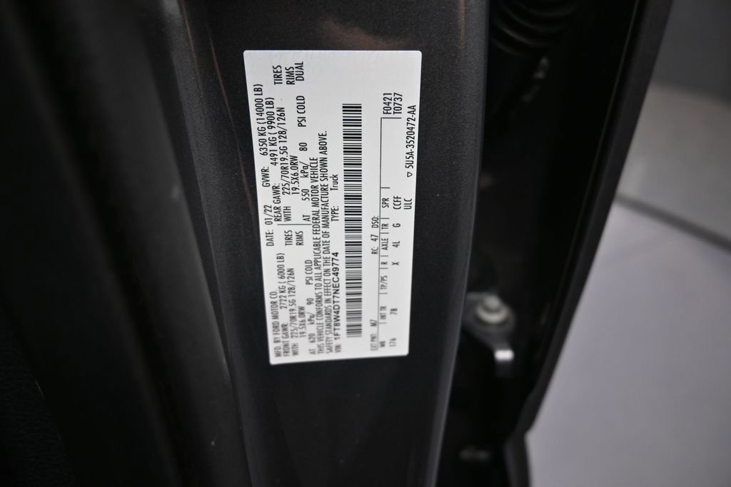 Used 2022 Ford F450 Platinum w/ FX4 Off-Road Package AWD/4WD image 19