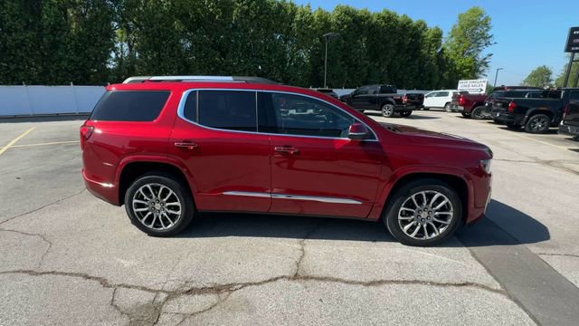 Used 2023 GMC Acadia Denali w/ Denali Ultimate Package AWD/4WD image 9