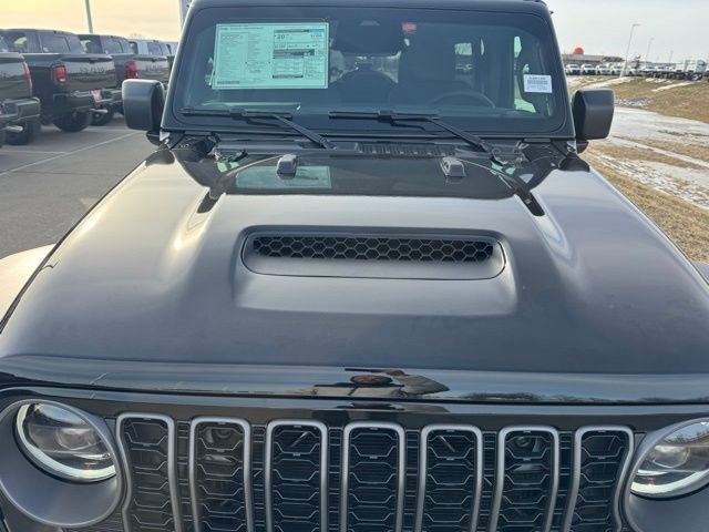 New 2026 Jeep Wrangler Unlimited Rubicon w/ Safety Group AWD/4WD image 40