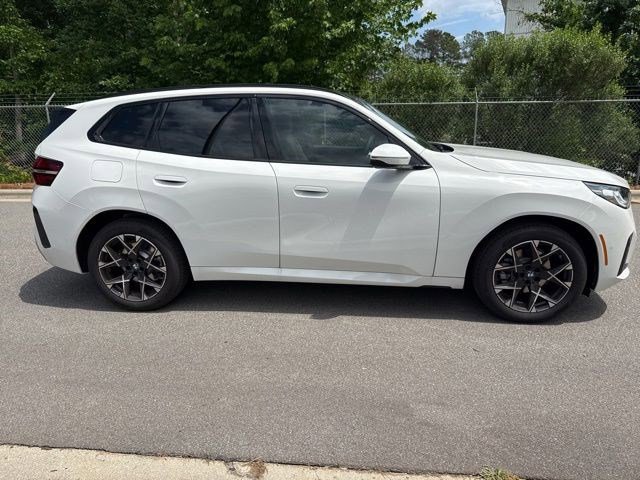 Used 2026 BMW X3 xDrive30 w/ M Sport Package AWD/4WD image 4