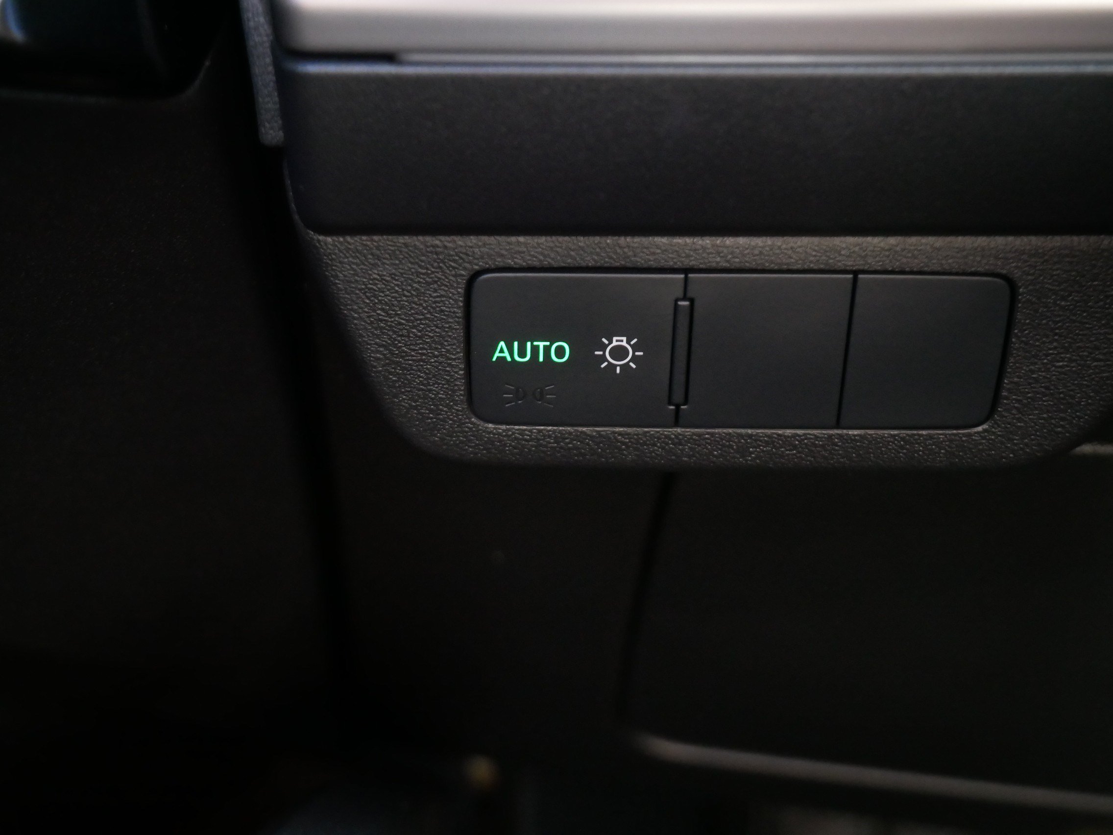 Used 2023 Audi Q4 e-tron Premium Plus w/ Premium Plus RWD image 27