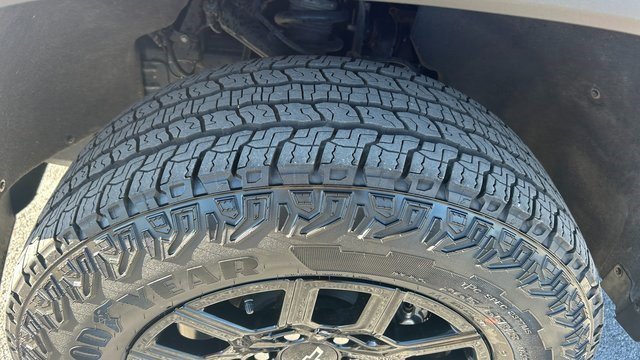 Certified 2024 Chevrolet Colorado Trail Boss w/ Advanced Trailering Package image 10