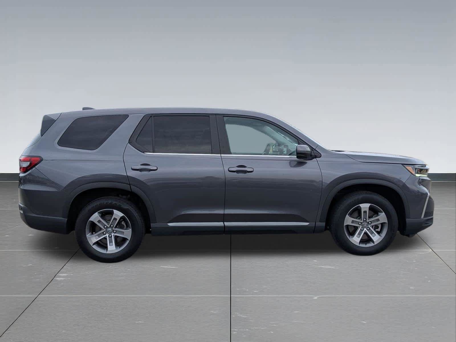 Certified 2023 Honda Pilot EX-L image 6