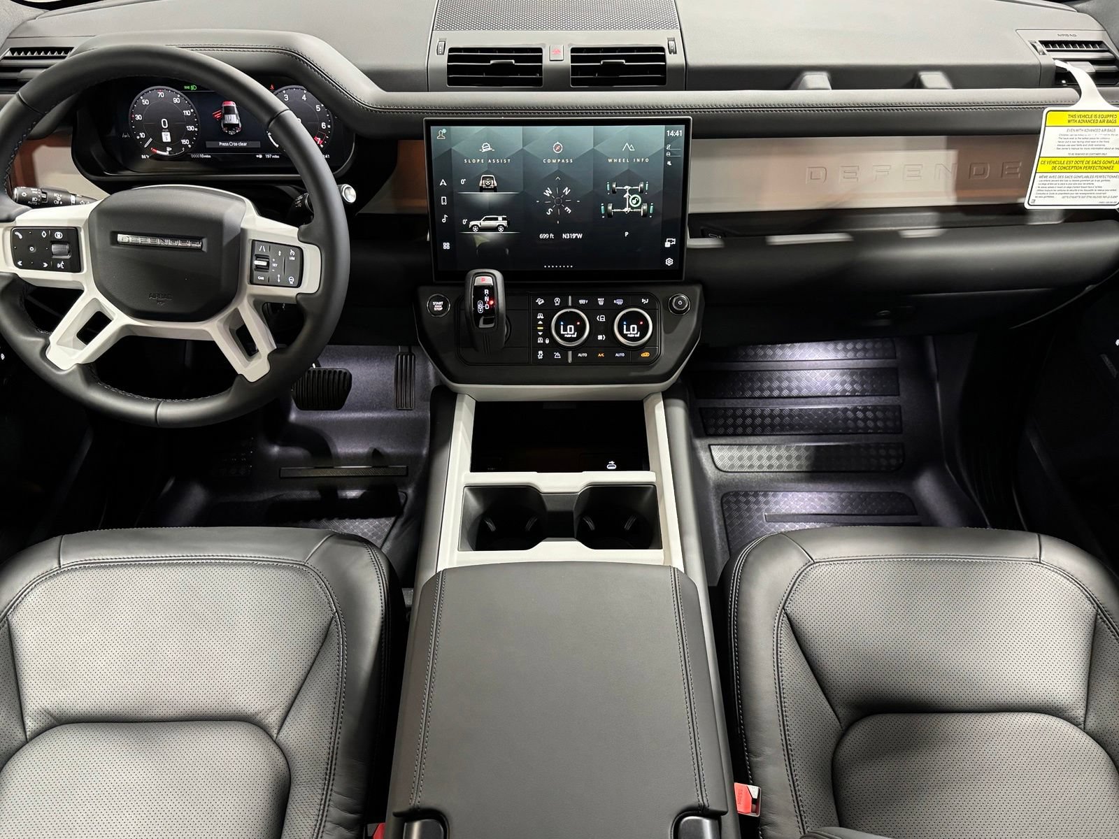 New 2026 Land Rover Defender 110 X-Dynamic SE AWD/4WD image 39