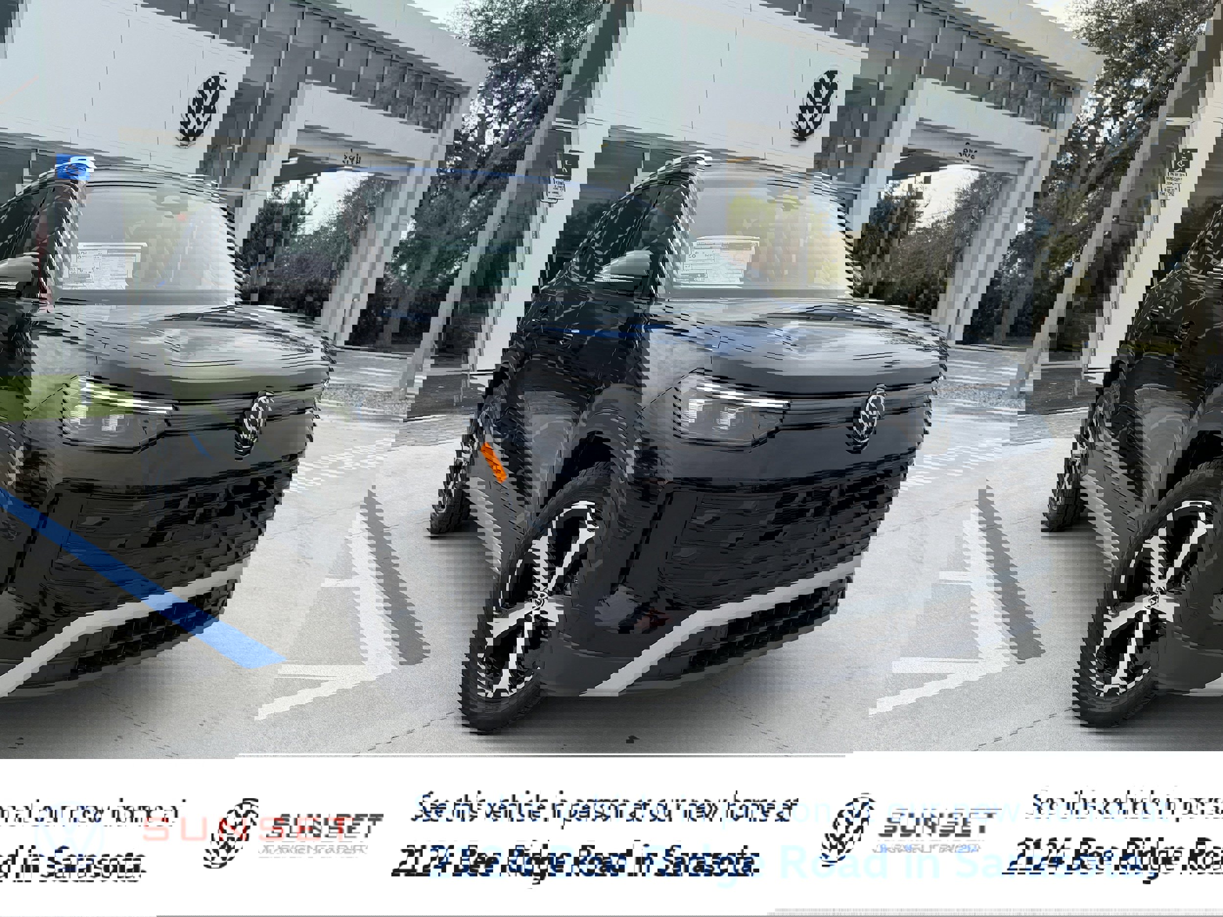 New 2026 Volkswagen Tiguan SE image 1