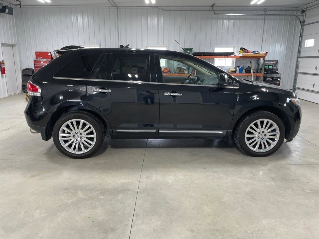 Used 2011 Lincoln MKX AWD w/ 102A Rapid Spec Order Code image 8