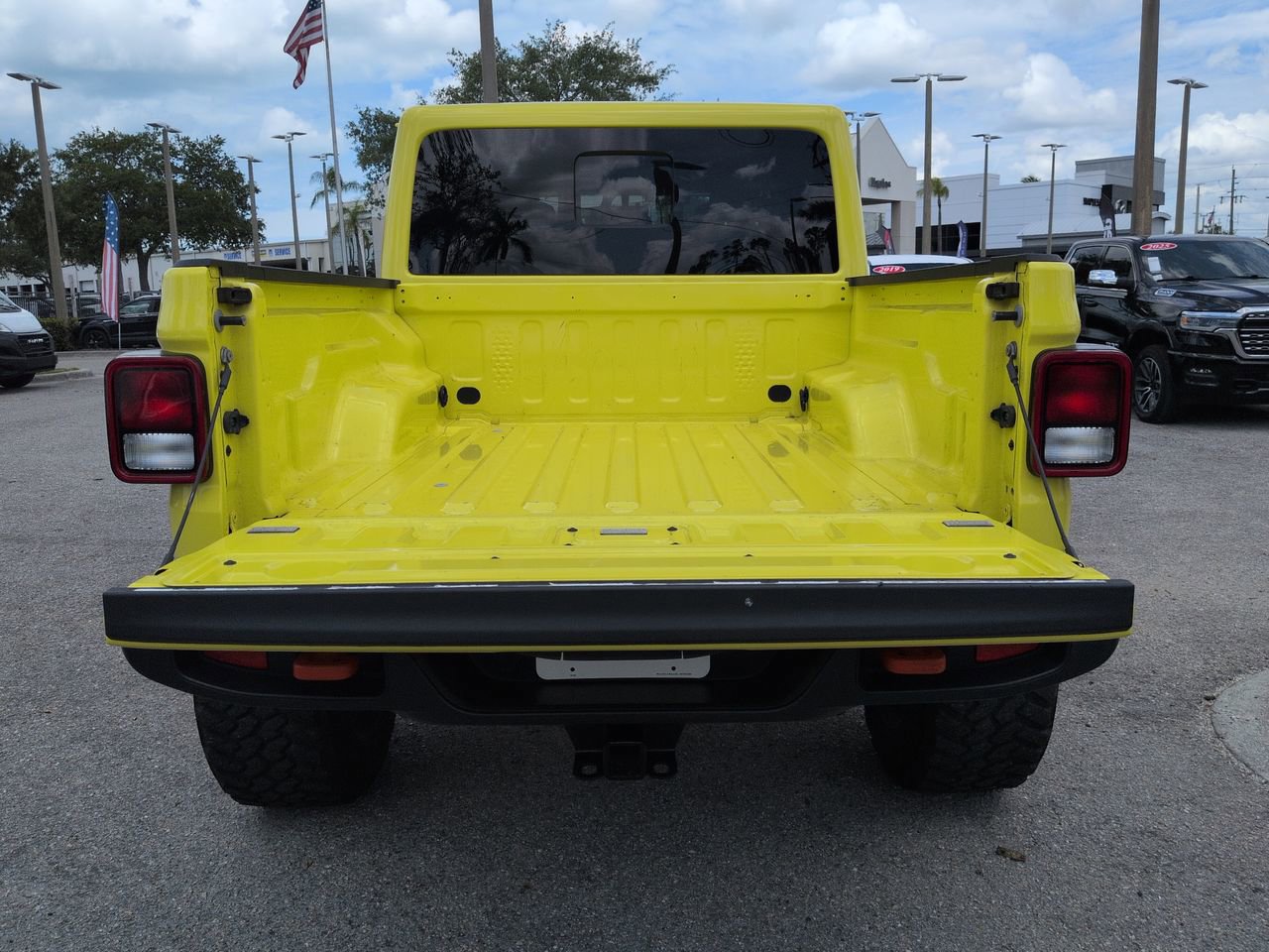Used 2023 Jeep Gladiator Mojave w/ Trailer Tow Package image 13