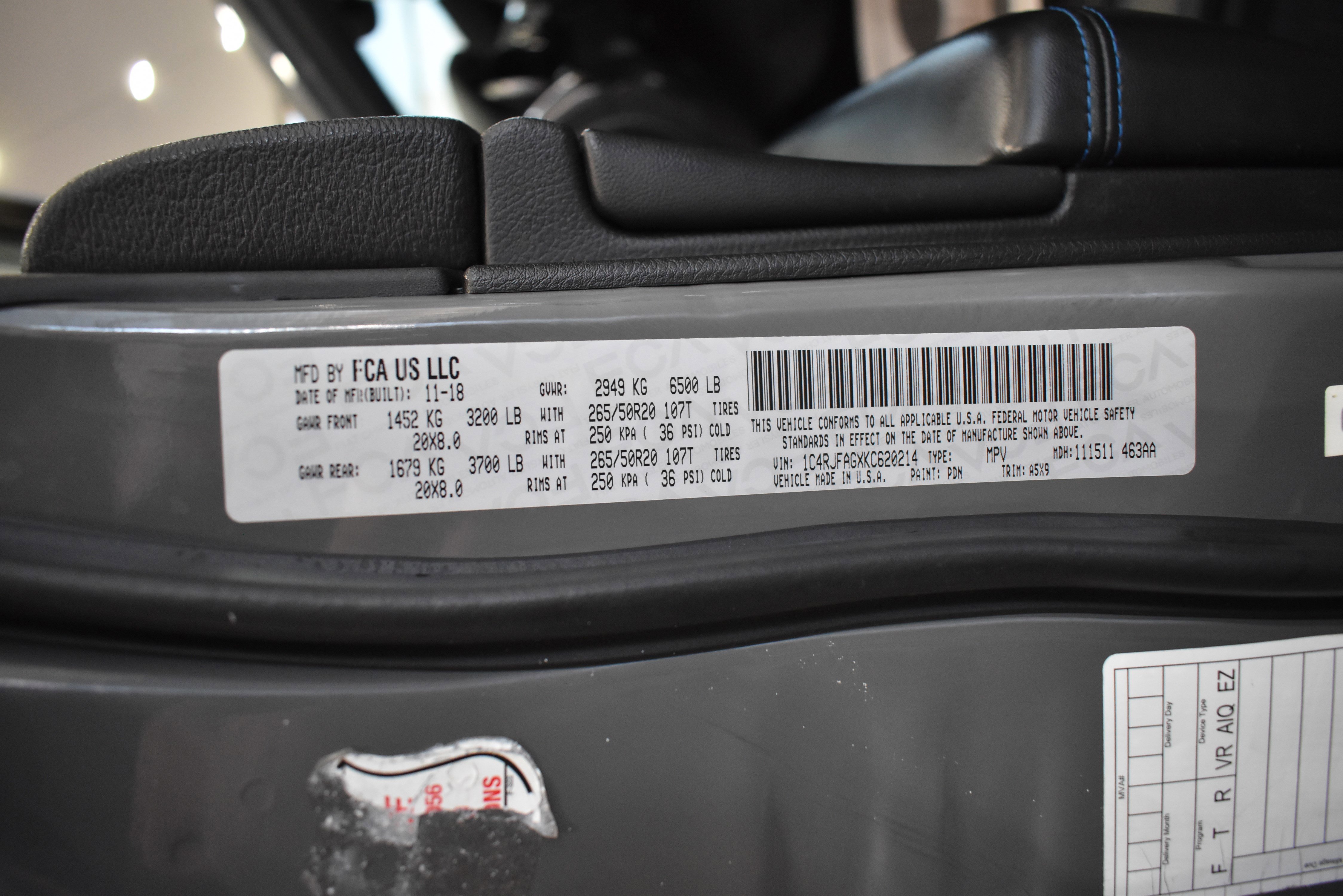 Used 2019 Jeep Grand Cherokee Laredo AWD/4WD image 37