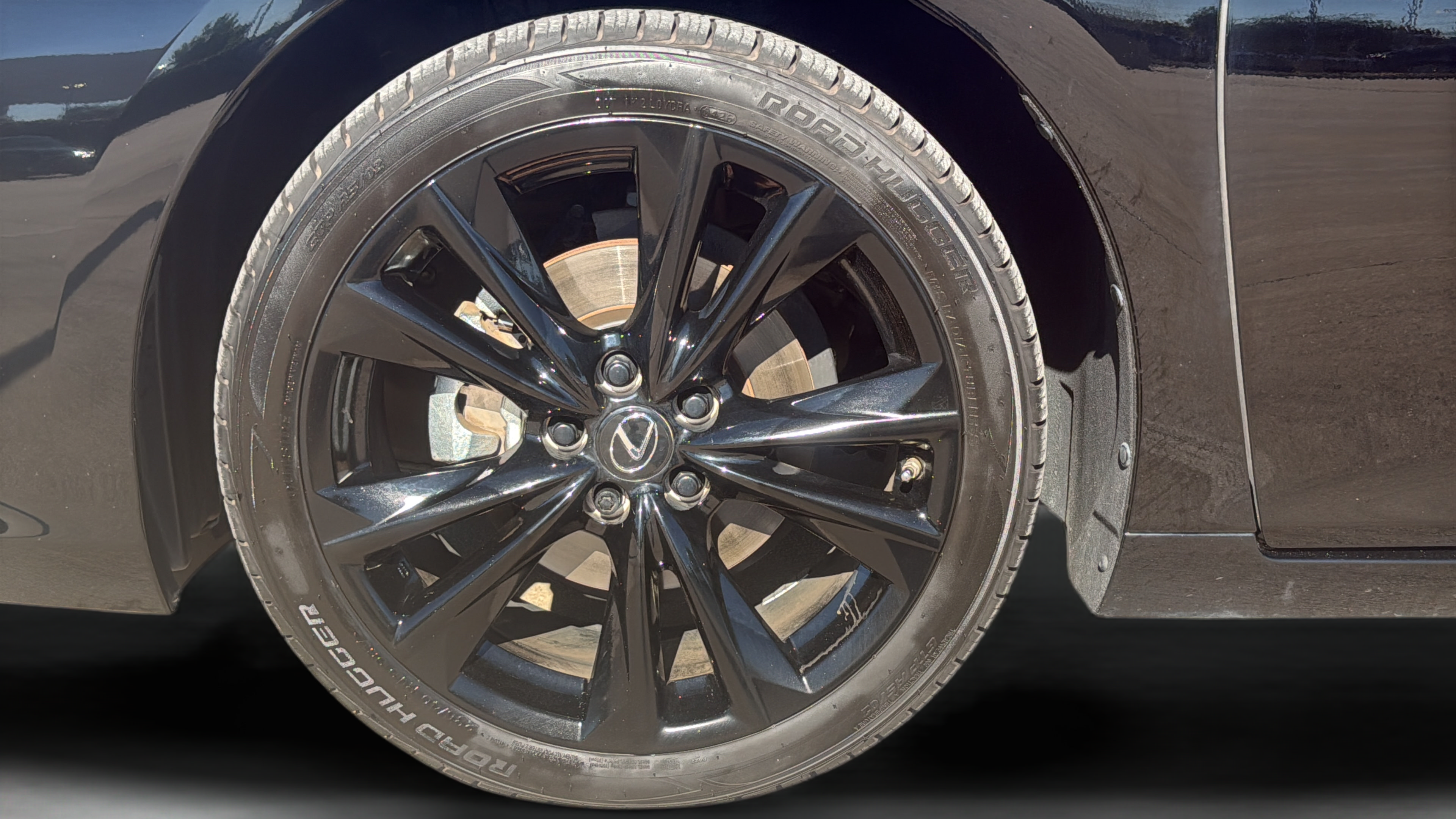 Certified 2024 Lexus ES 350 F Sport w/ Accessory Package (Z2) FWD image 31