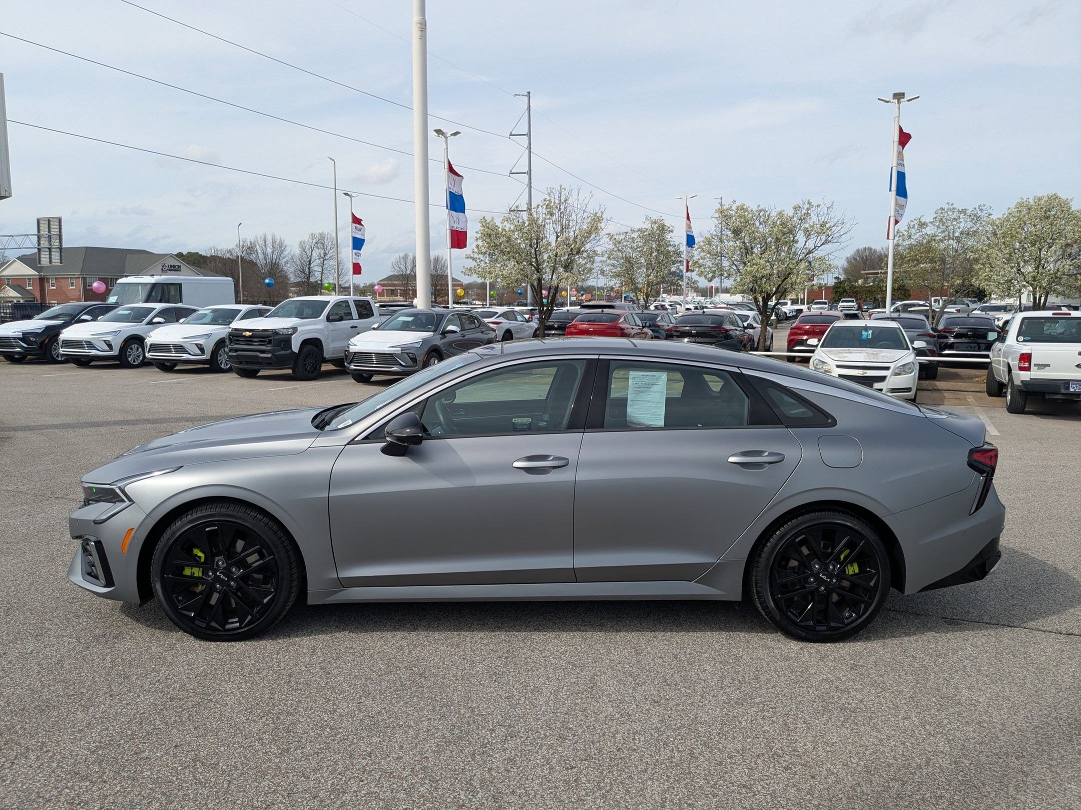 Certified 2025 Kia K5 GT w/ GT1 Package image 9