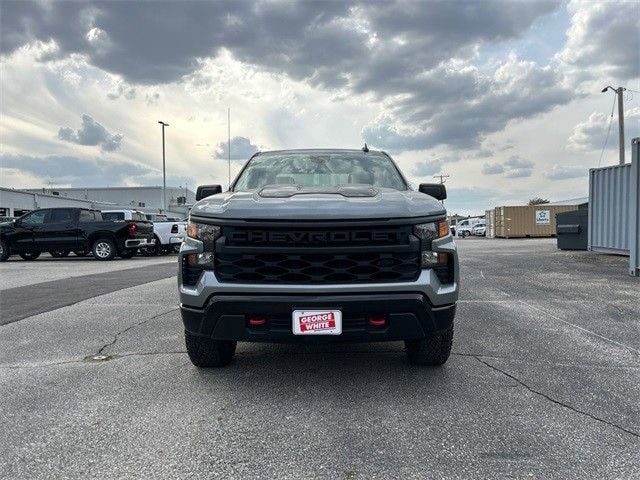 Used 2024 Chevrolet Silverado 1500 Custom Trail Boss w/ LPO, Dark Essentials Package image 9