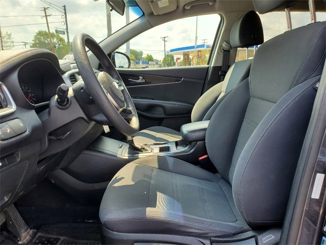 Used 2019 Kia Sorento LX image 8