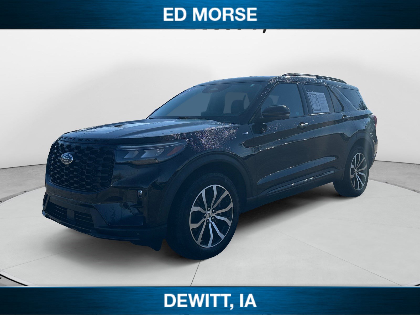 Used 2025 Ford Explorer ST-Line AWD/4WD image 1