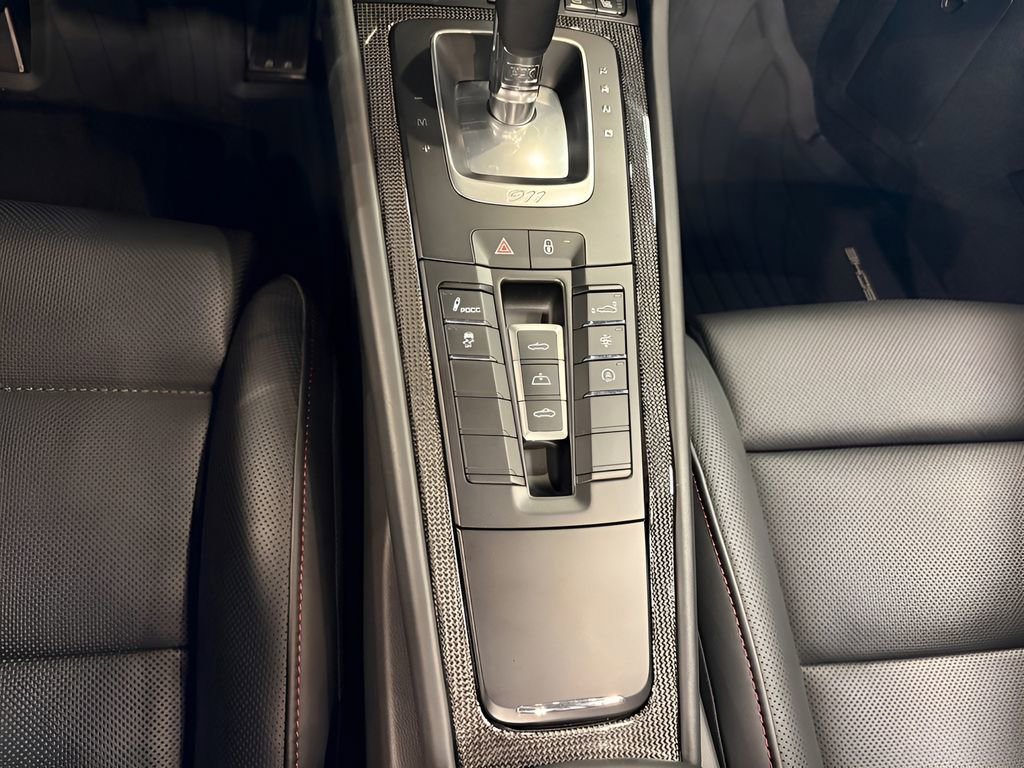 Used 2018 Porsche 911 Turbo S image 38