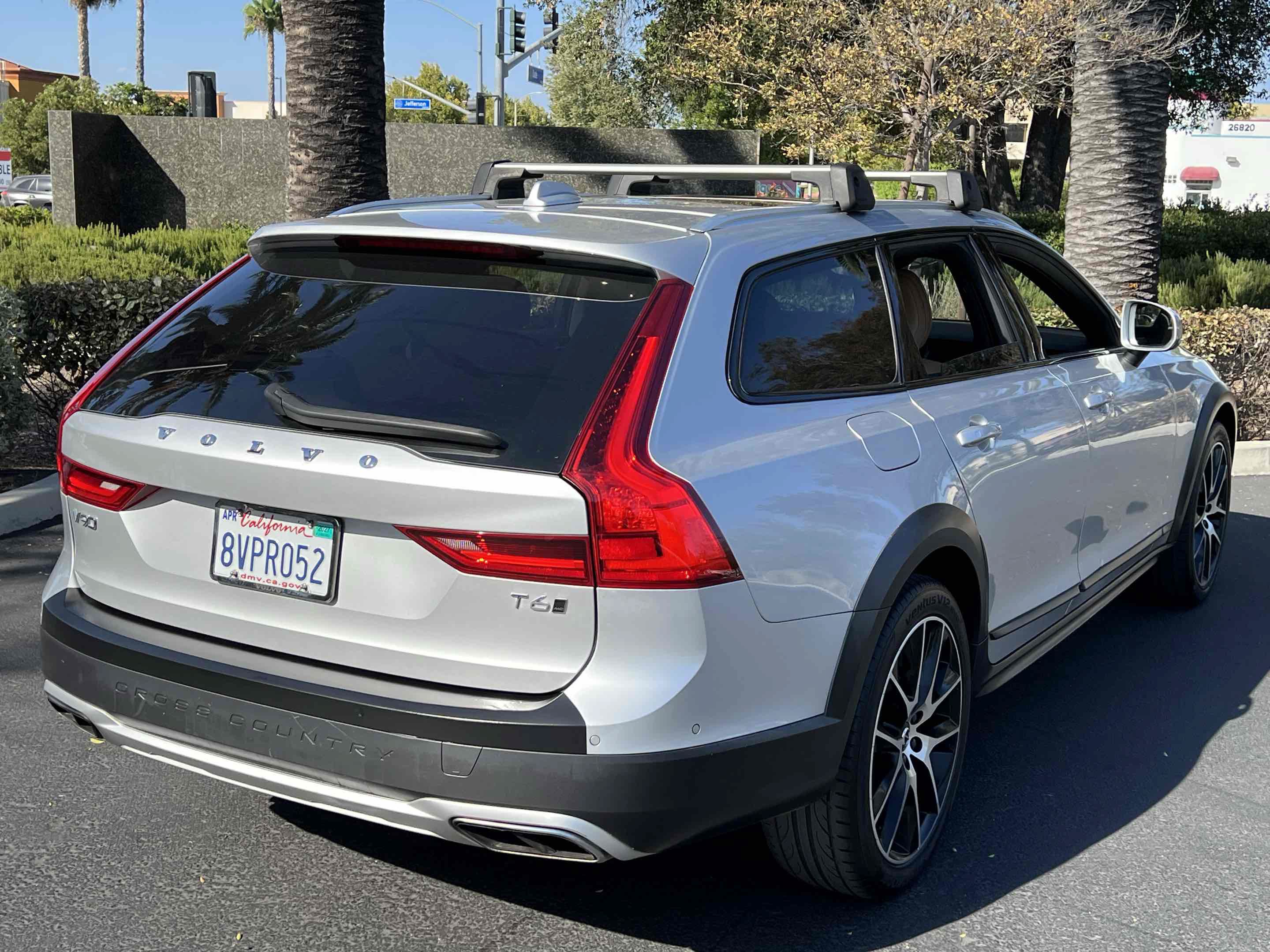 Used 2020 Volvo V90 T6 Cross Country AWD/4WD image 21