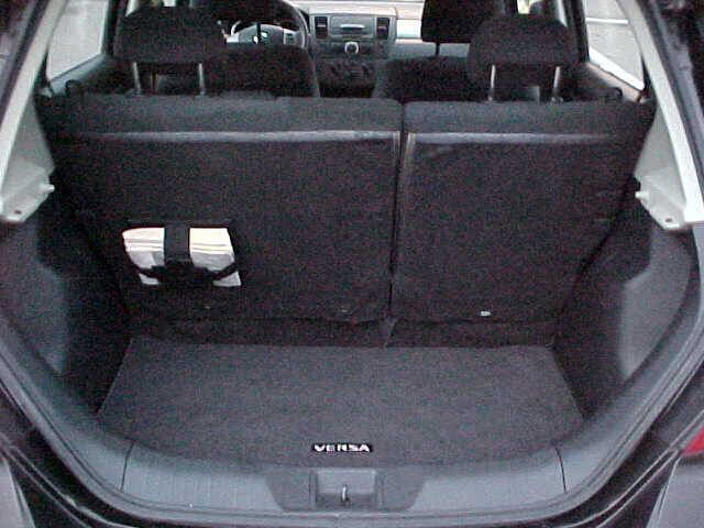 Used 2010 Nissan Versa 1.8 S w/ PWR Plus Pkg image 11