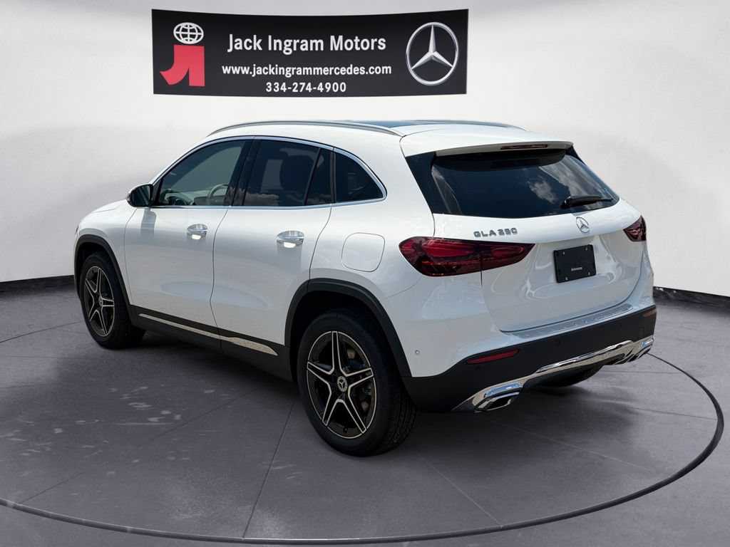 New 2026 Mercedes-Benz GLA 250 image 3