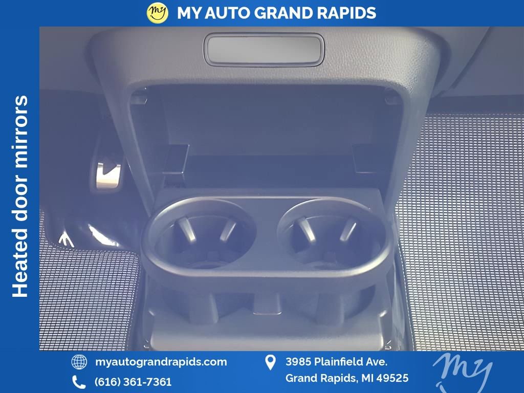 Used 2025 Volkswagen ID. Buzz Pro S RWD image 10
