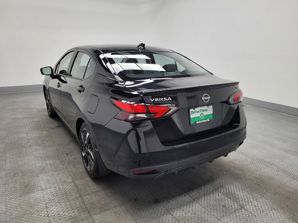 Used 2024 Nissan Versa SR w/ Trunk Package image 5