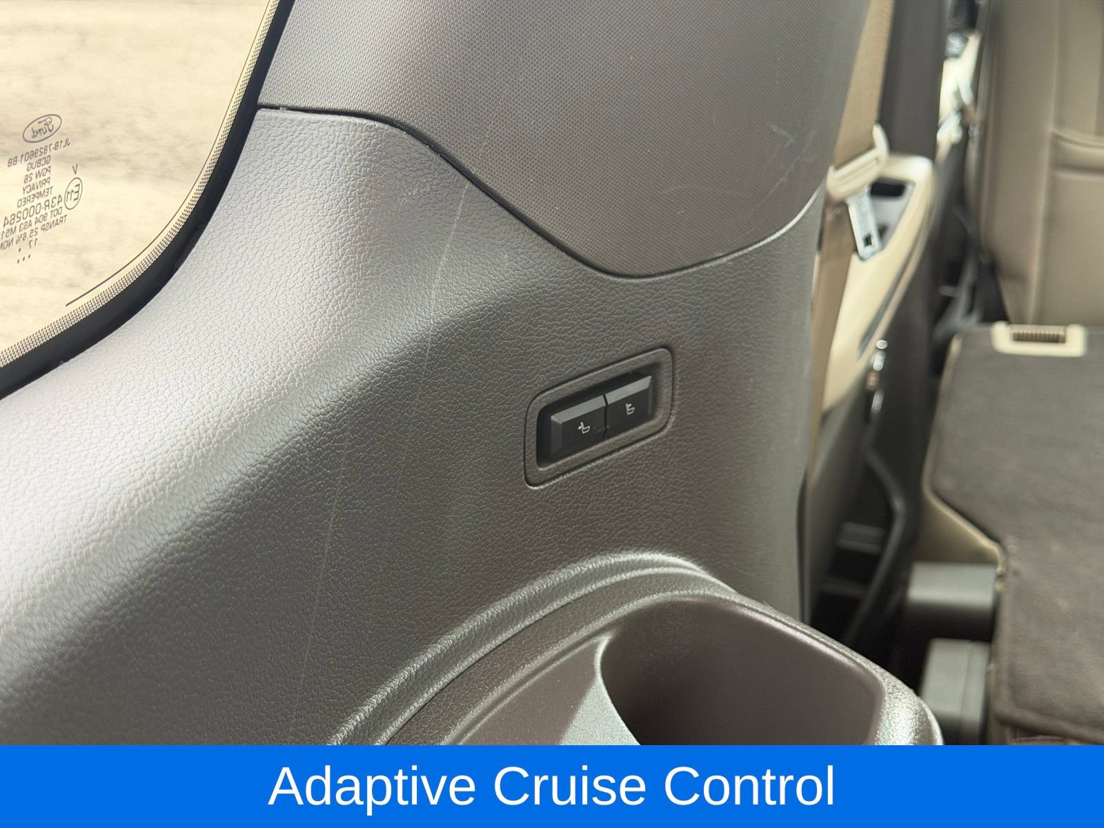 Used 2018 Ford Expedition Limited w/ Equipment Group 301A AWD/4WD image 37