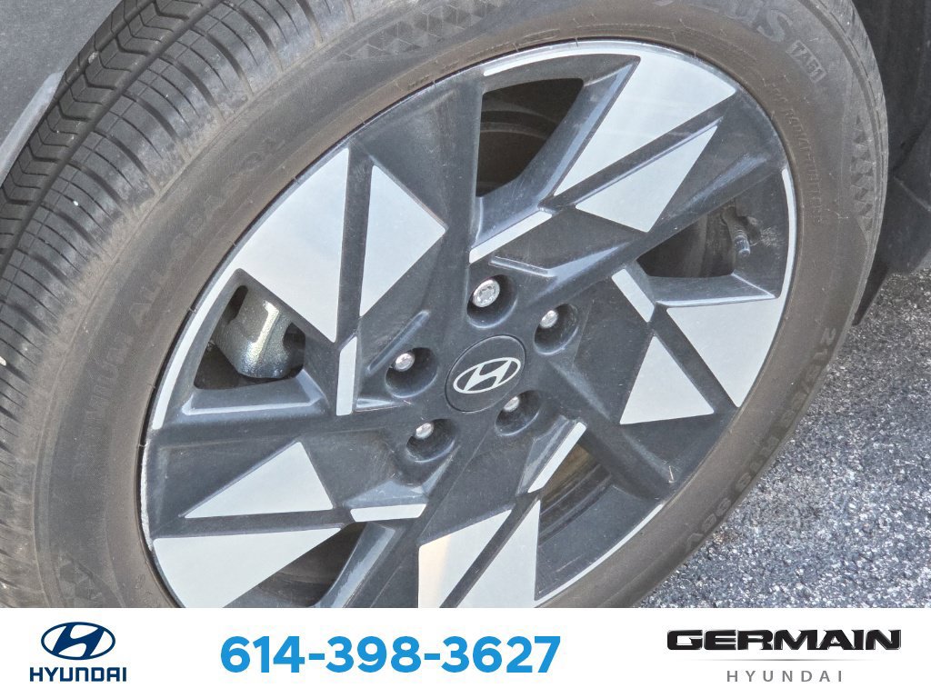 Used 2024 Hyundai Kona SEL FWD image 12