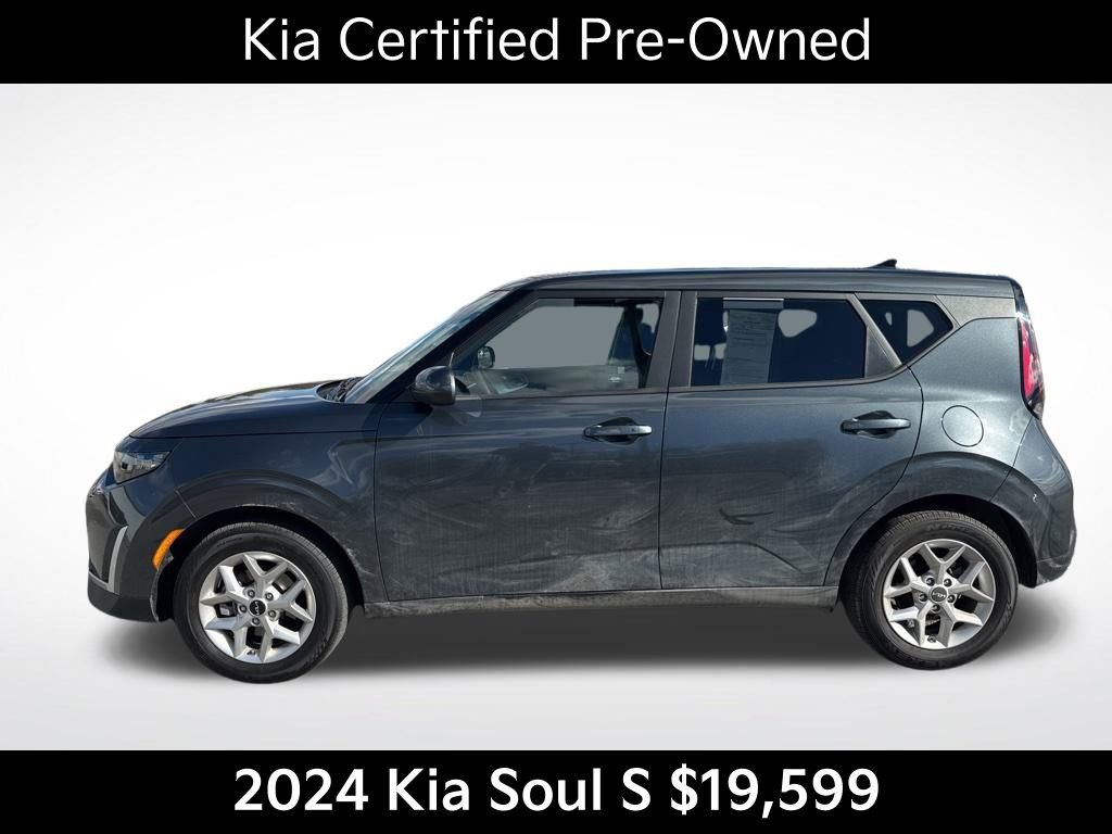 Certified 2024 Kia Soul S image 7