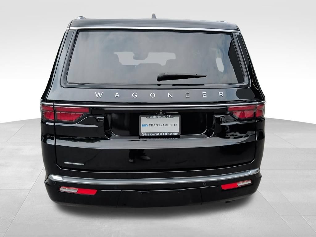 Used 2023 Jeep Wagoneer 4WD w/ Convenience Group I image 4