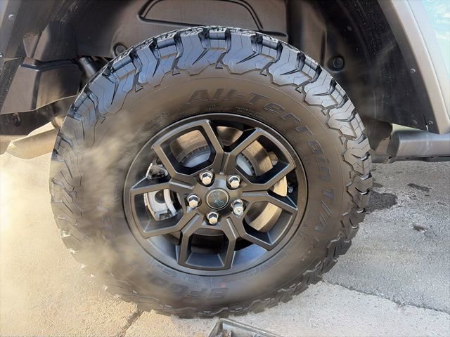 Used 2024 Jeep Wrangler Unlimited image 10
