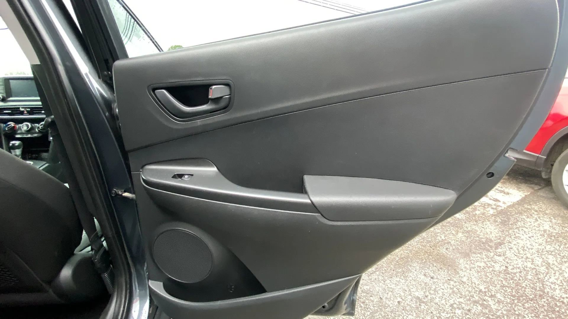 Used 2021 Hyundai Kona SEL image 17