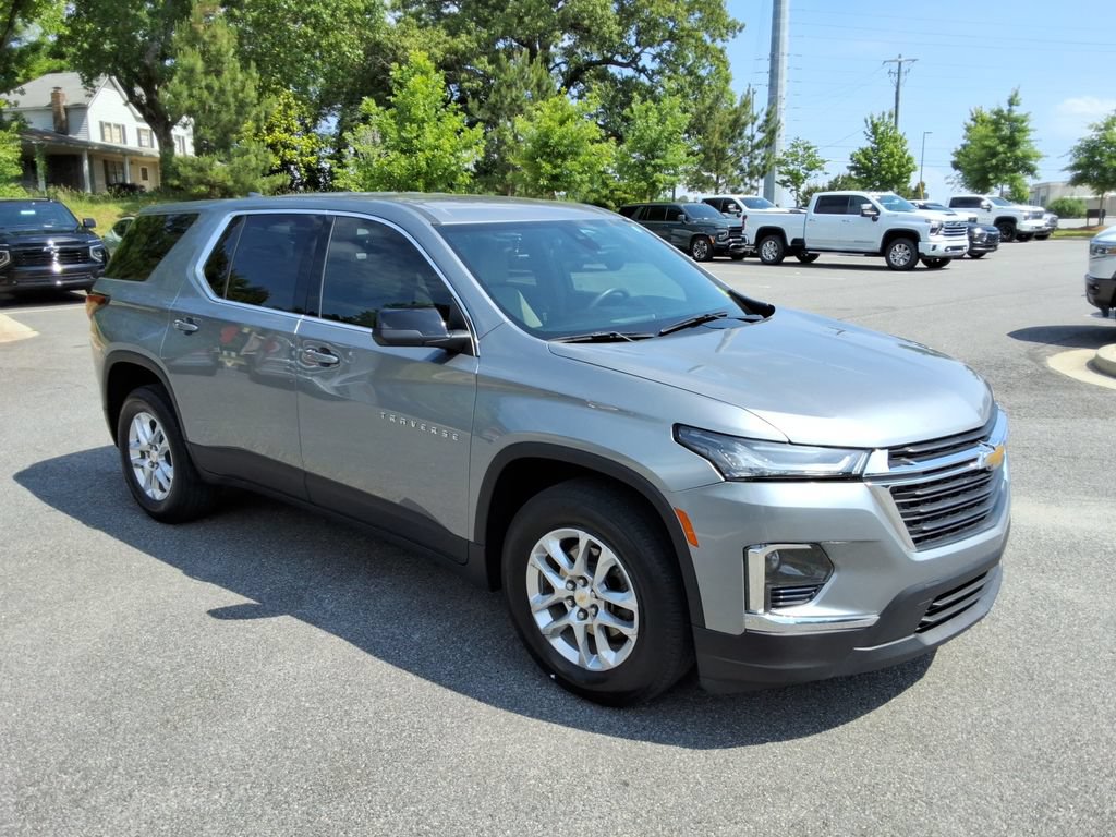 Certified 2023 Chevrolet Traverse LS FWD video 3