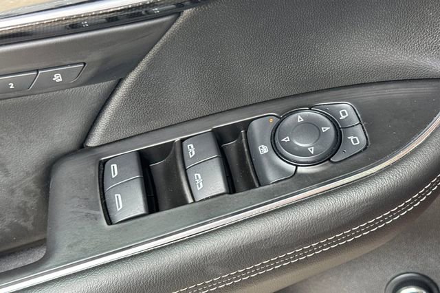 Used 2023 Buick Envision Essence FWD image 12