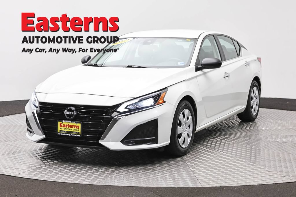 Used 2024 Nissan Altima 2.5 S FWD image 1