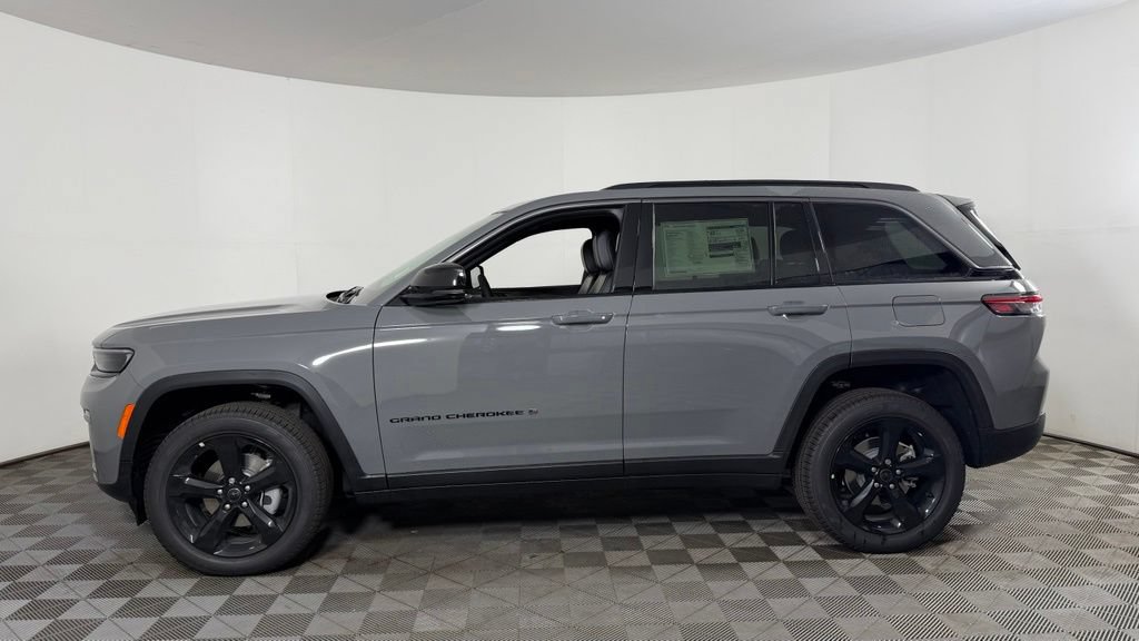 New 2027 Jeep Grand Cherokee Limited AWD/4WD image 4