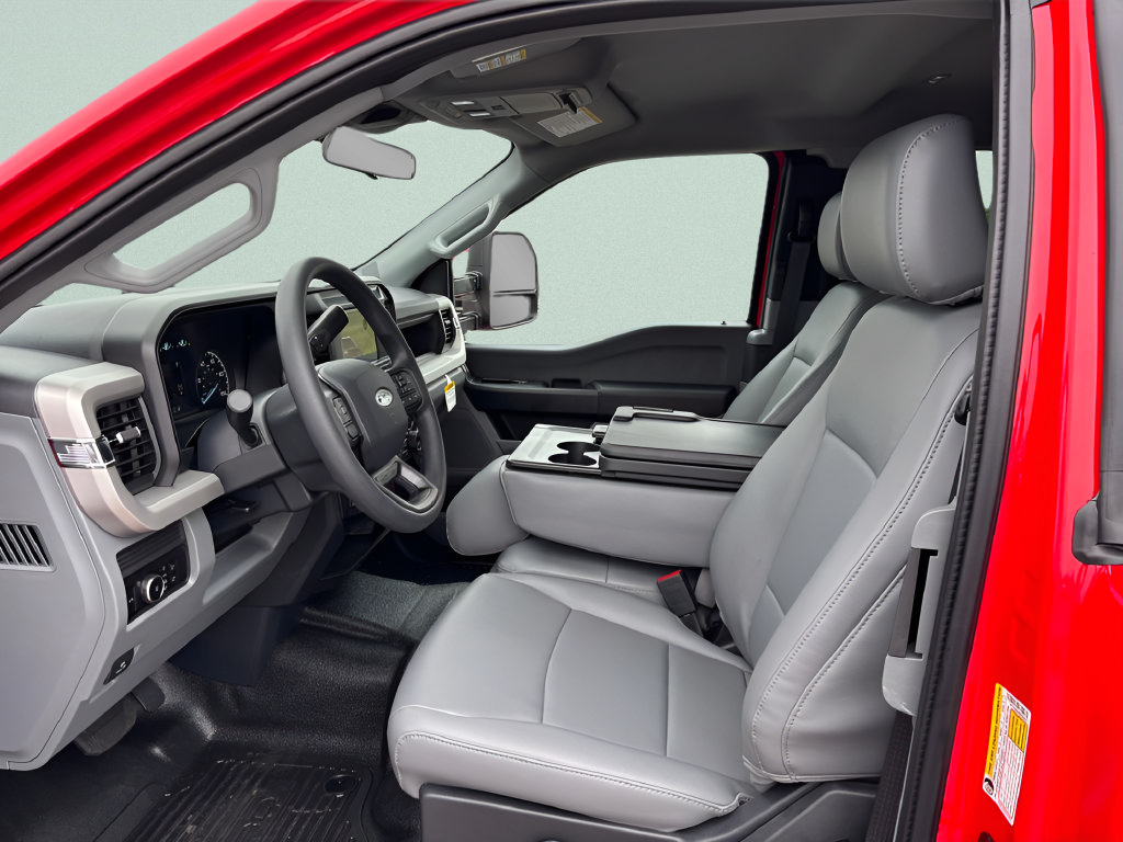 New 2026 Ford F250 XL w/ FX4 Off-Road Package AWD/4WD image 3