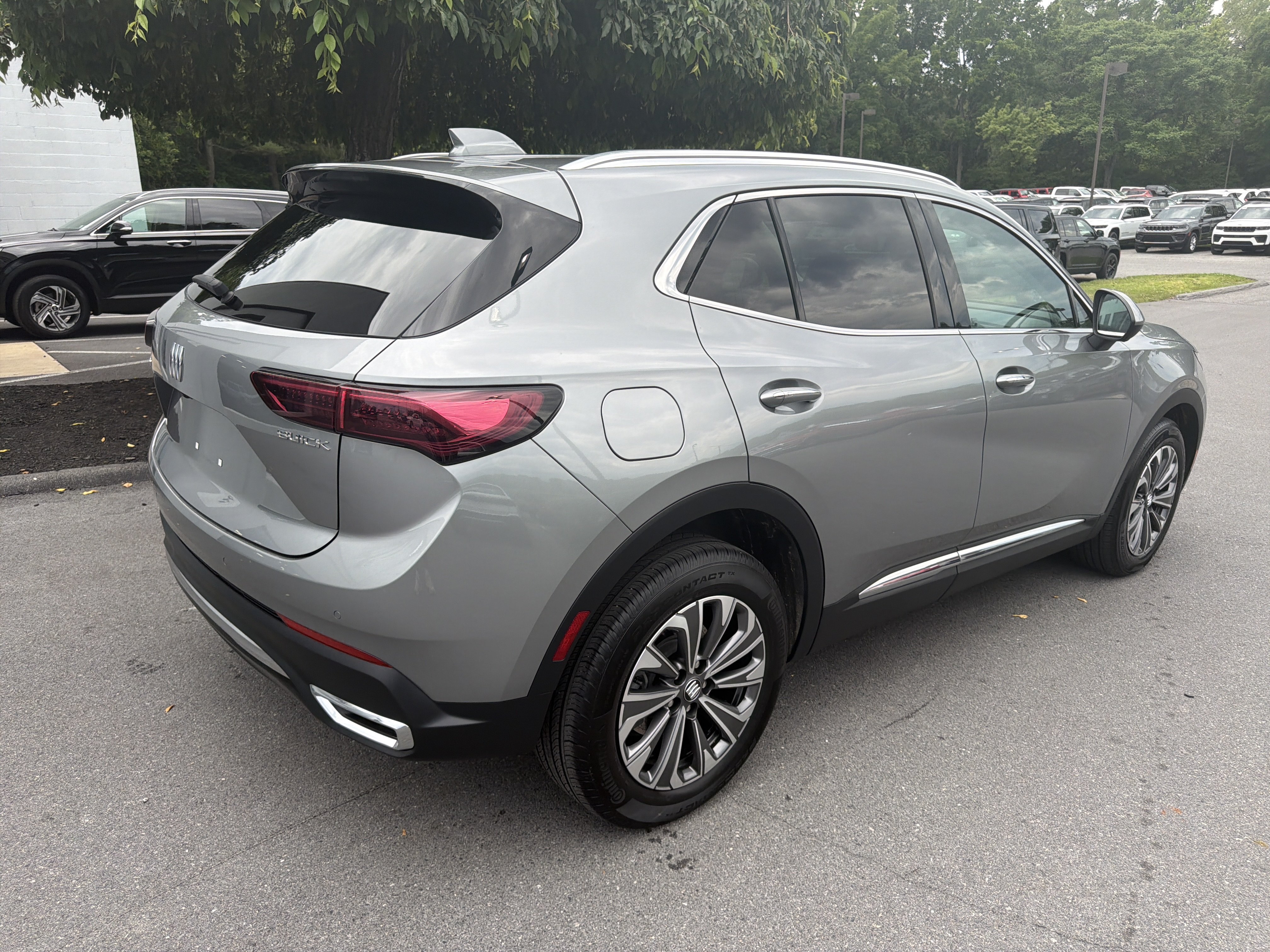 Used 2024 Buick Envision Preferred AWD/4WD video 3