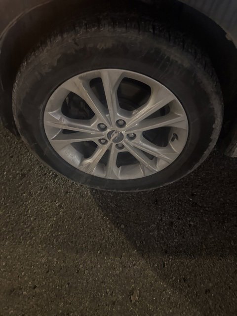 Used 2017 Ford Escape SE w/ SE Cold Weather Package image 3