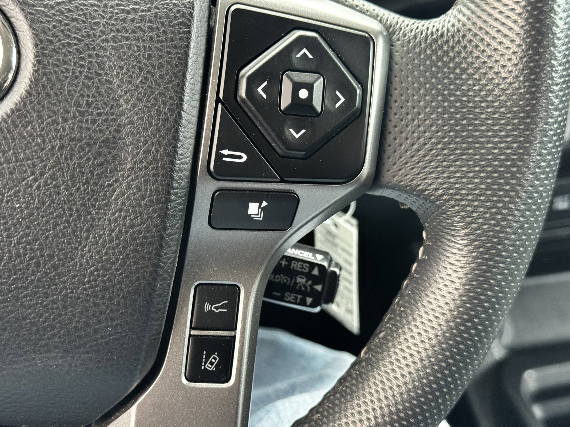 Used 2021 Toyota Tacoma SR5 image 20