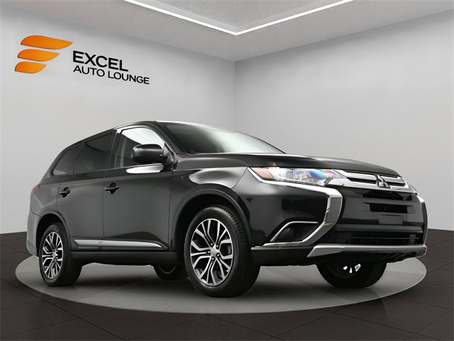 Used 2018 Mitsubishi Outlander SE image 36