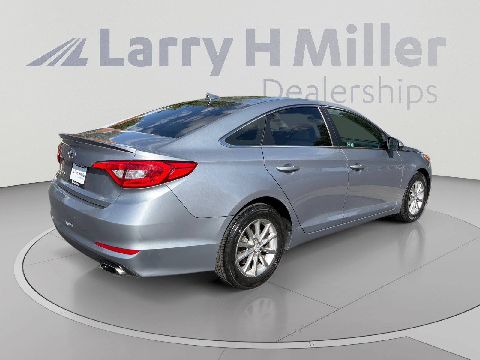 Used 2016 Hyundai Sonata SE FWD image 5
