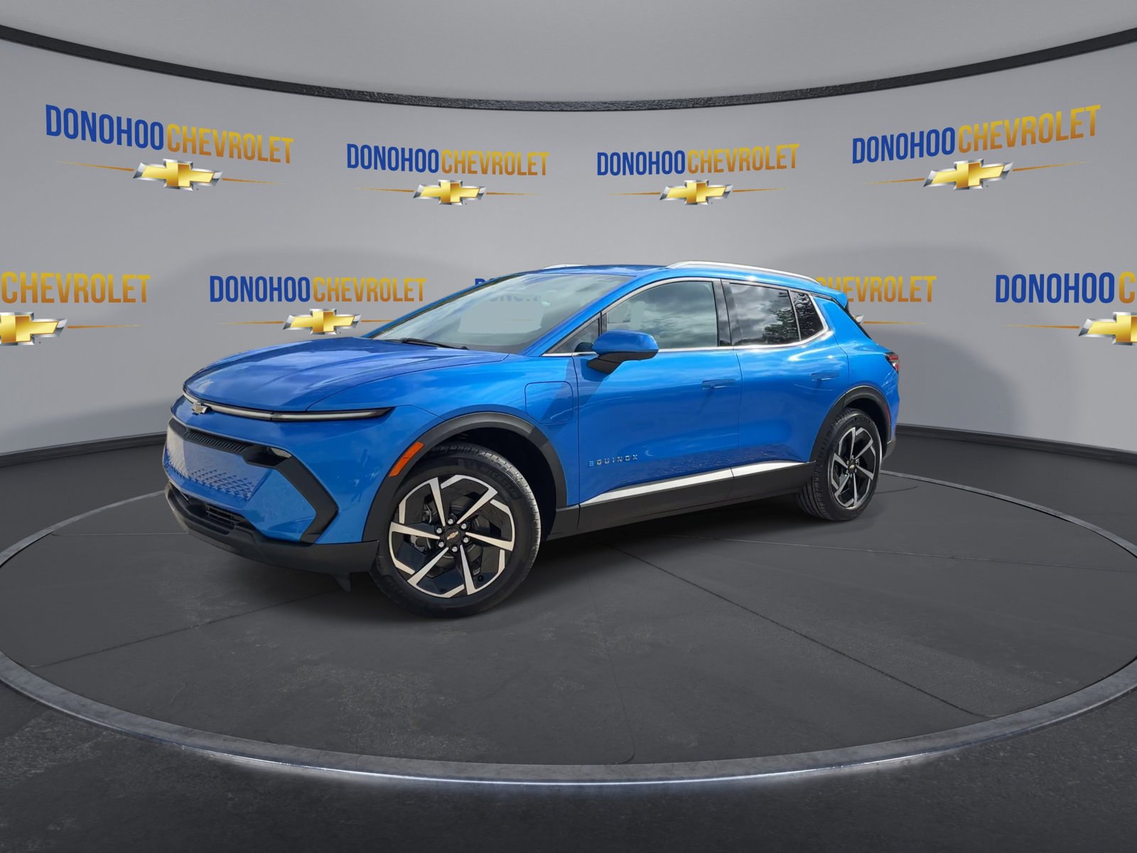 New 2026 Chevrolet Equinox EV LT image 4