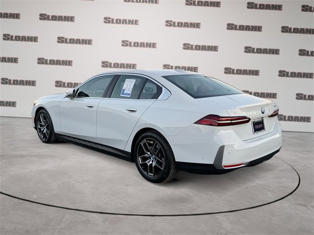 Certified 2025 BMW i5 xDrive40 w/ M Sport Package image 3