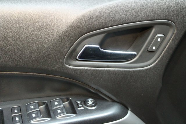 Used 2018 Chevrolet Colorado LT image 16