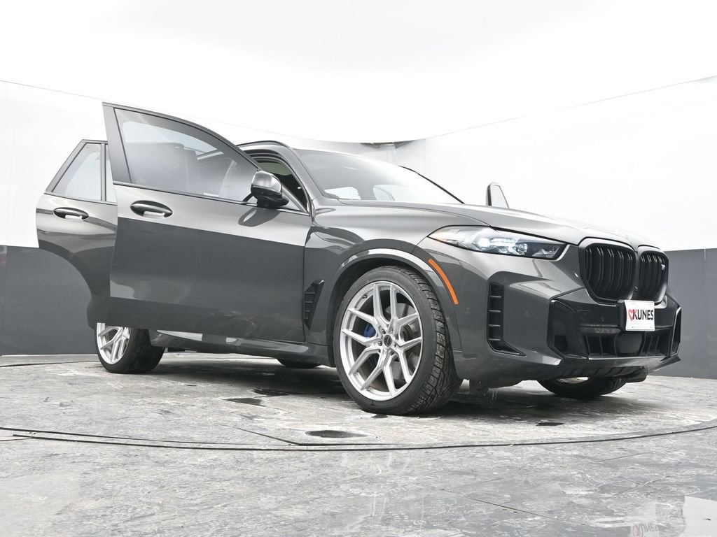 Used 2024 BMW X5 M60i AWD/4WD image 65