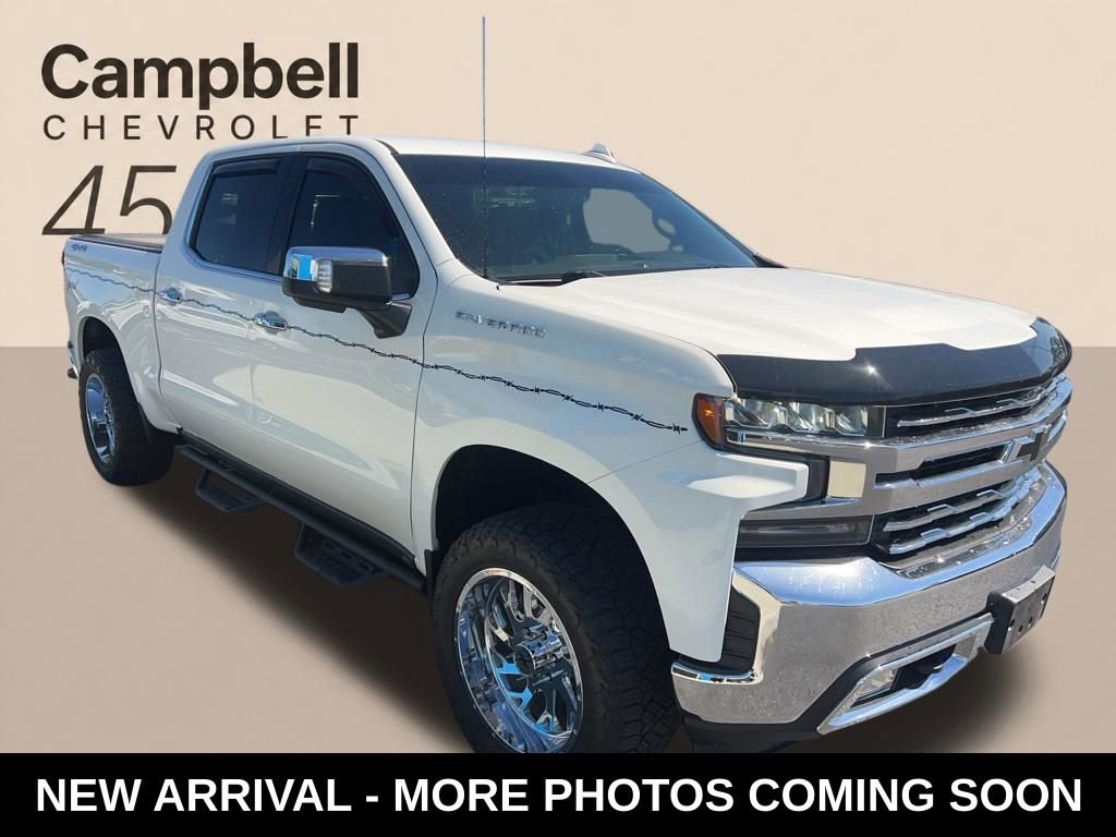 Used 2019 Chevrolet Silverado 1500 LTZ w/ LTZ Convenience Package AWD/4WD image 13