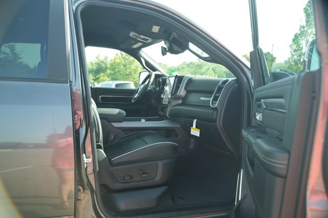 New 2026 RAM 2500 Laramie w/ Night Edition AWD/4WD image 16