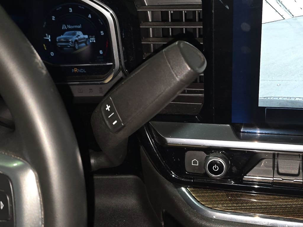 Used 2024 Chevrolet Silverado 1500 RST w/ Z71 Off-Road Package image 25